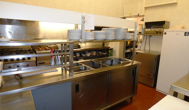 ID2828 Licensed A3 Diner For Sale Thornton Kitchen 5