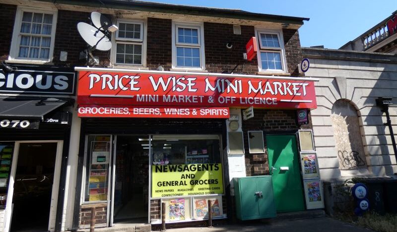 ID2914 Price Wise Mini Market 1A Front